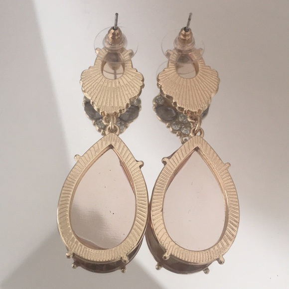 New - Tear Drop Earrings - Picture 2 of 4